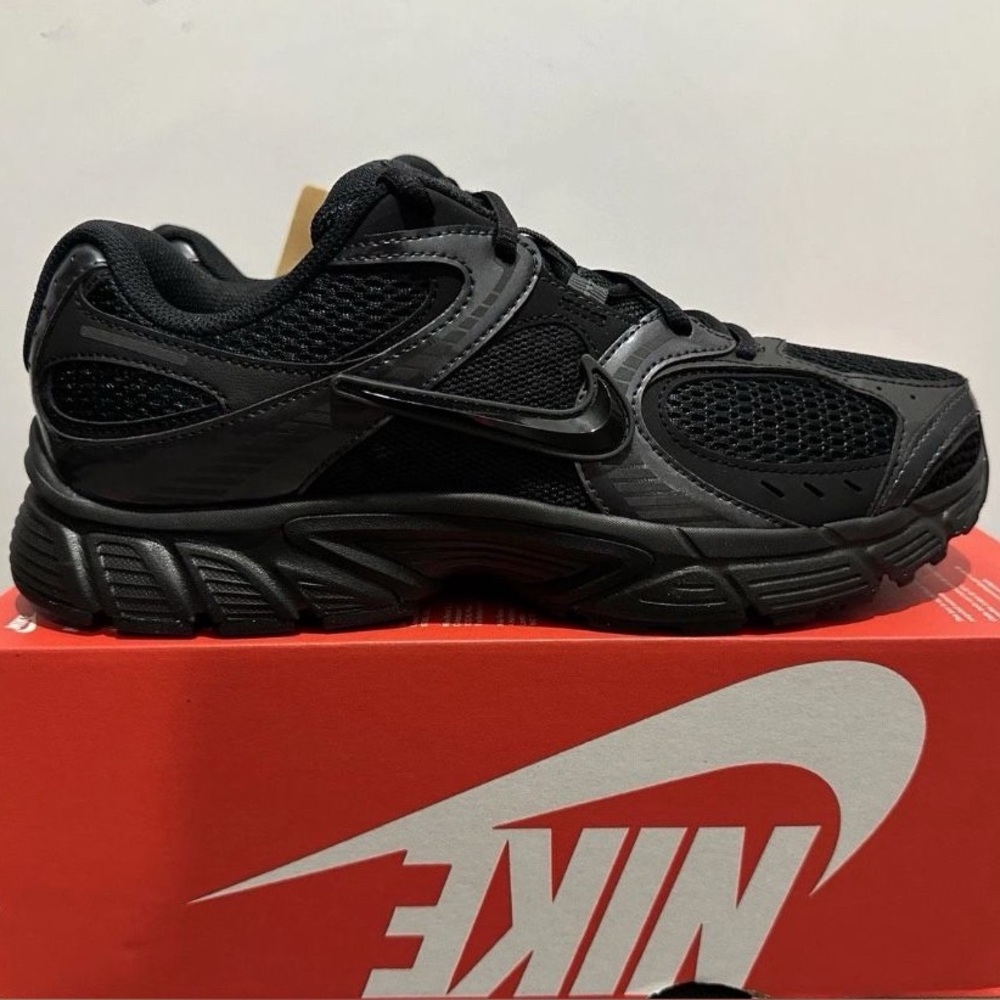 Nike V5 RNR Black Anthracite ‼️STEAL PRICE ‼️Multiple Sizes